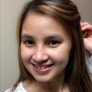 Meet your Posher, Deena